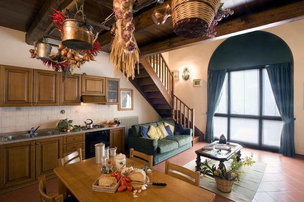 Agriturismo Petrognano Sant'Ellero ภายนอก รูปภาพ
